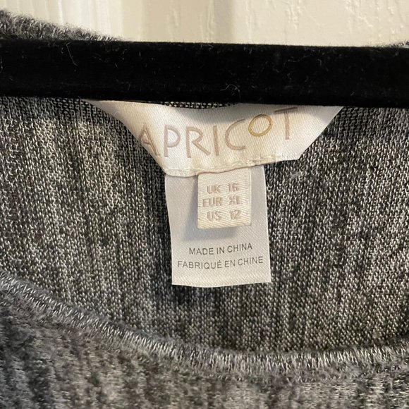 Apricot tunic/ long sweater, Size XL - Picture 2 of 3